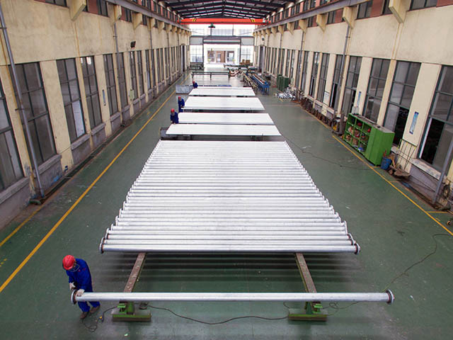 不銹鋼復合管車間